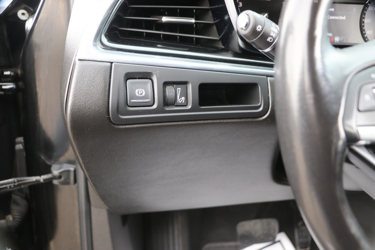 Used 2020 Cadillac XT6 Premium Luxury image 12