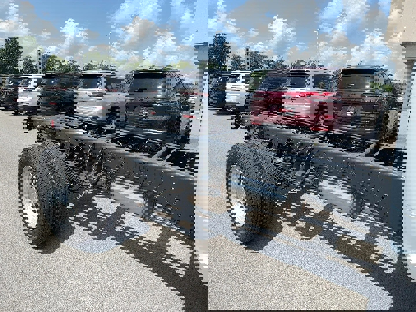 New 2025 RAM 5500 4x4 Crew Cab image 6