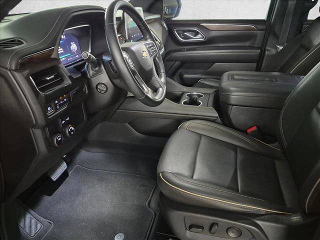 Used 2023 Chevrolet Suburban Premier RWD image 14