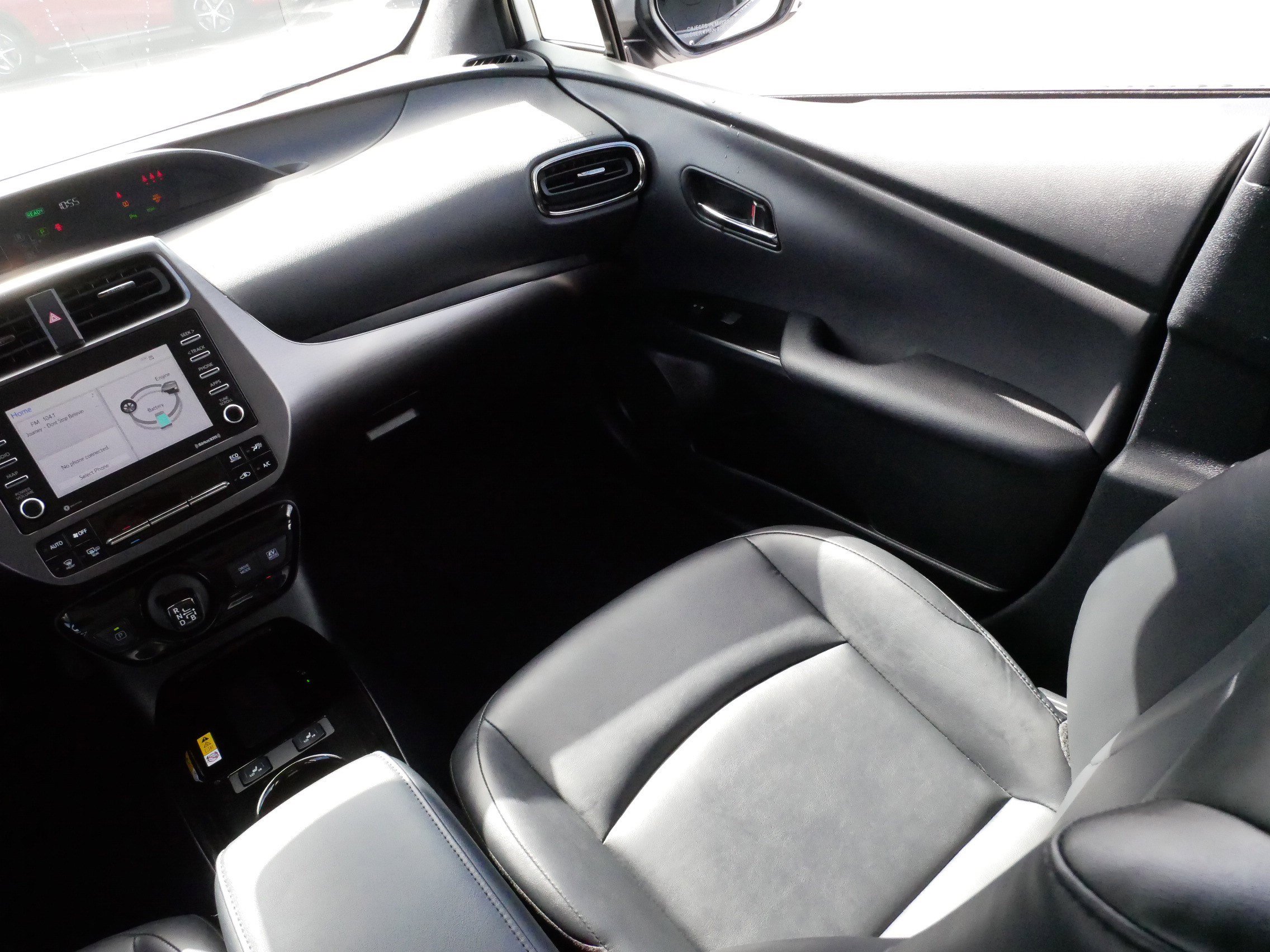 Used 2021 Toyota Prius image 11