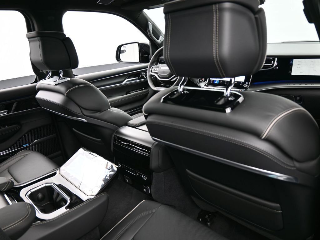 Used 2024 Jeep Grand Wagoneer Series II w/ Quick Order Packagew 28T image 48