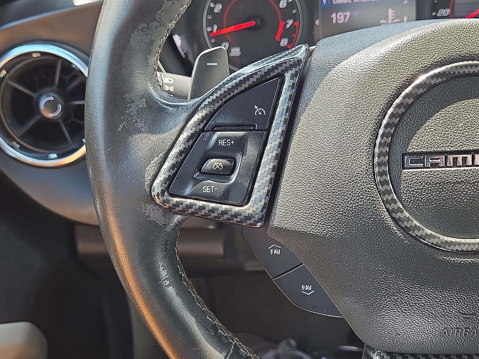 Used 2020 Chevrolet Camaro LT RWD image 21