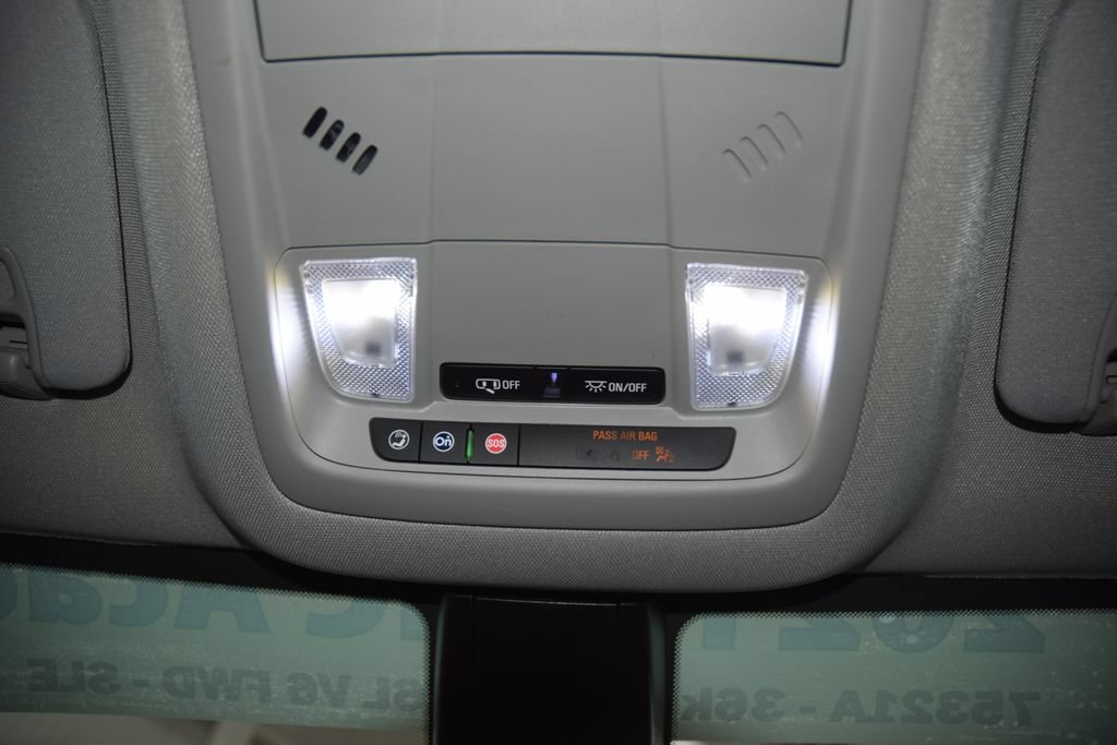 Used 2021 GMC Acadia SLE w/ Driver Convenience Package FWD image 50