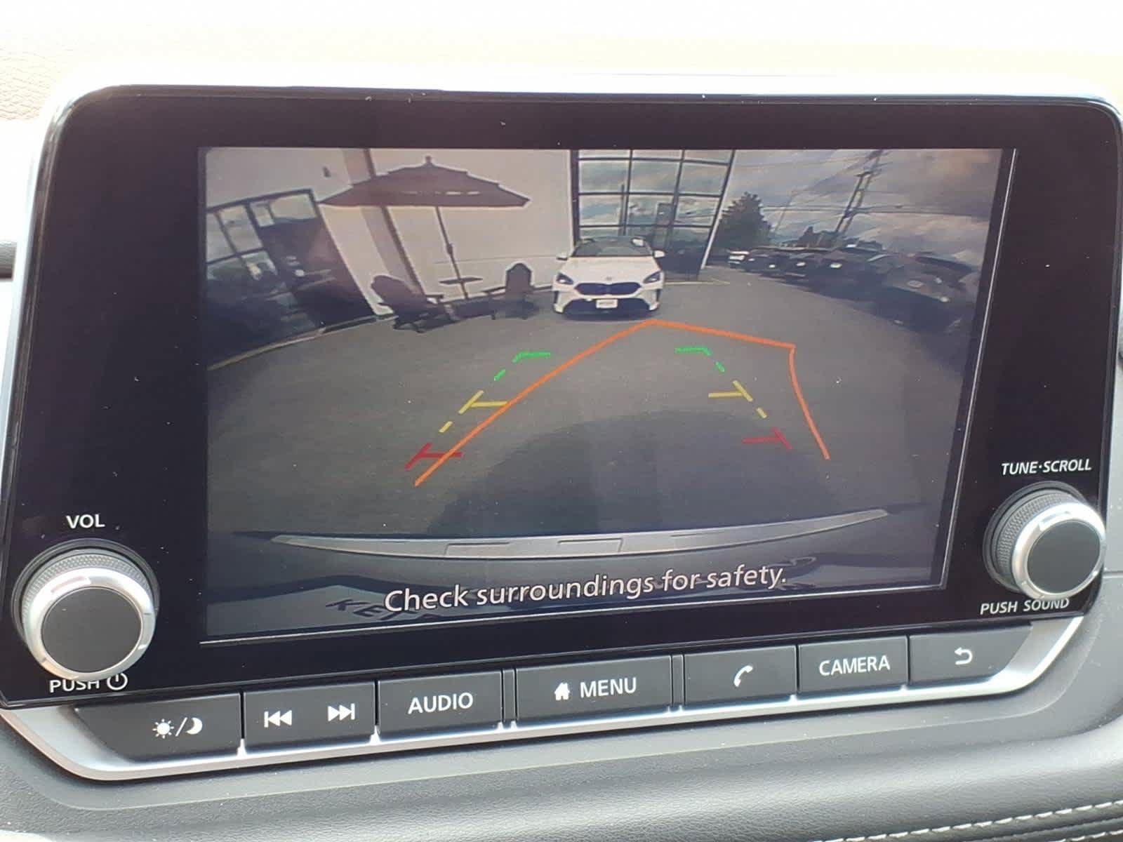 Used 2023 Nissan Rogue SV AWD/4WD image 19