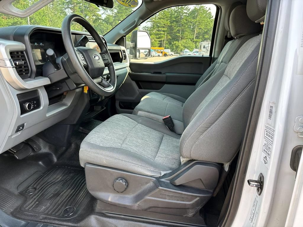 Used 2023 Ford F350 XL AWD/4WD image 10