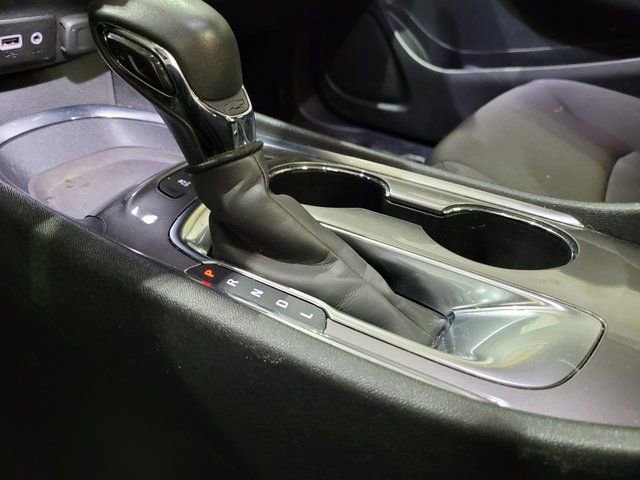 Used 2021 Chevrolet Malibu LT image 41