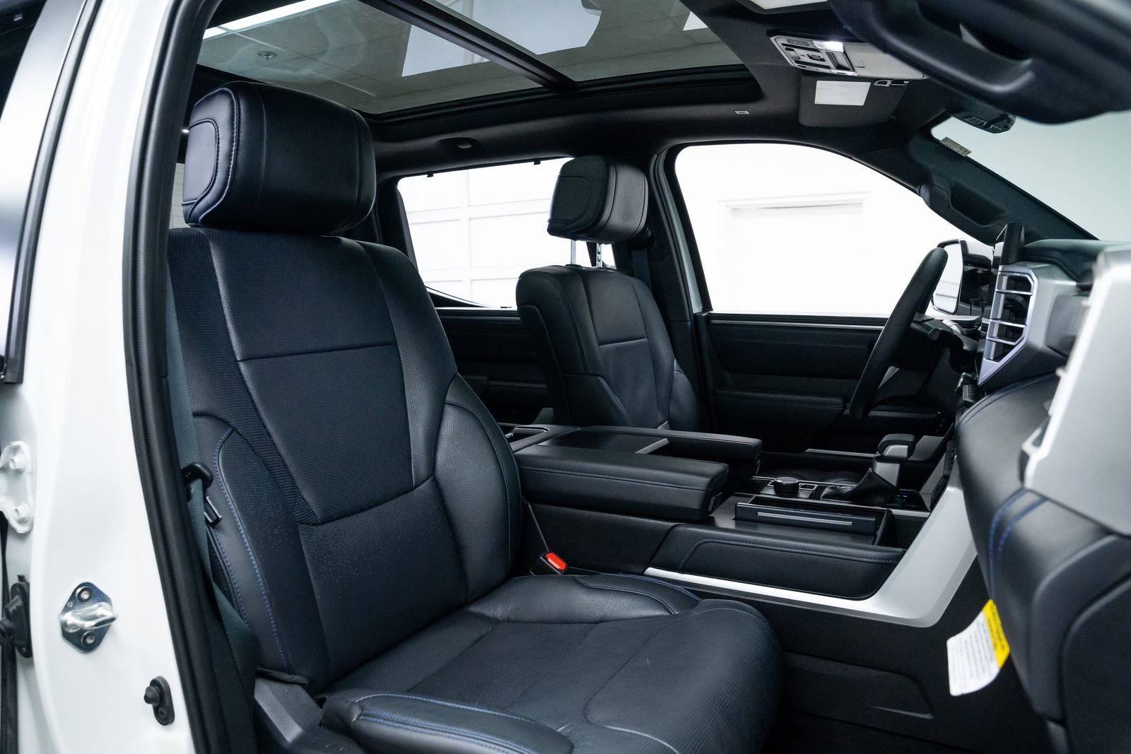 Used 2025 Toyota Tundra Platinum image 23