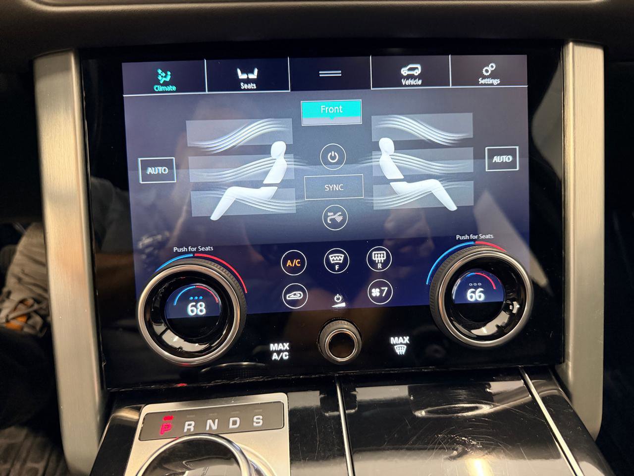 Used 2019 Land Rover Range Rover HSE AWD/4WD image 46