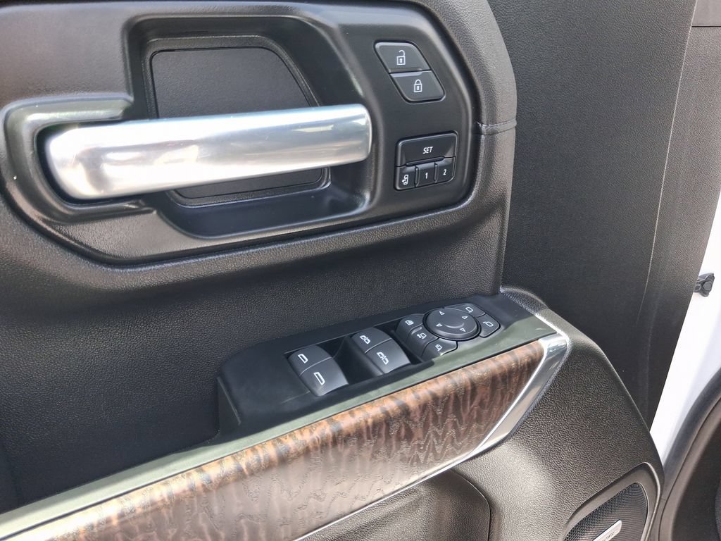 Used 2023 GMC Sierra 3500 Denali AWD/4WD image 18