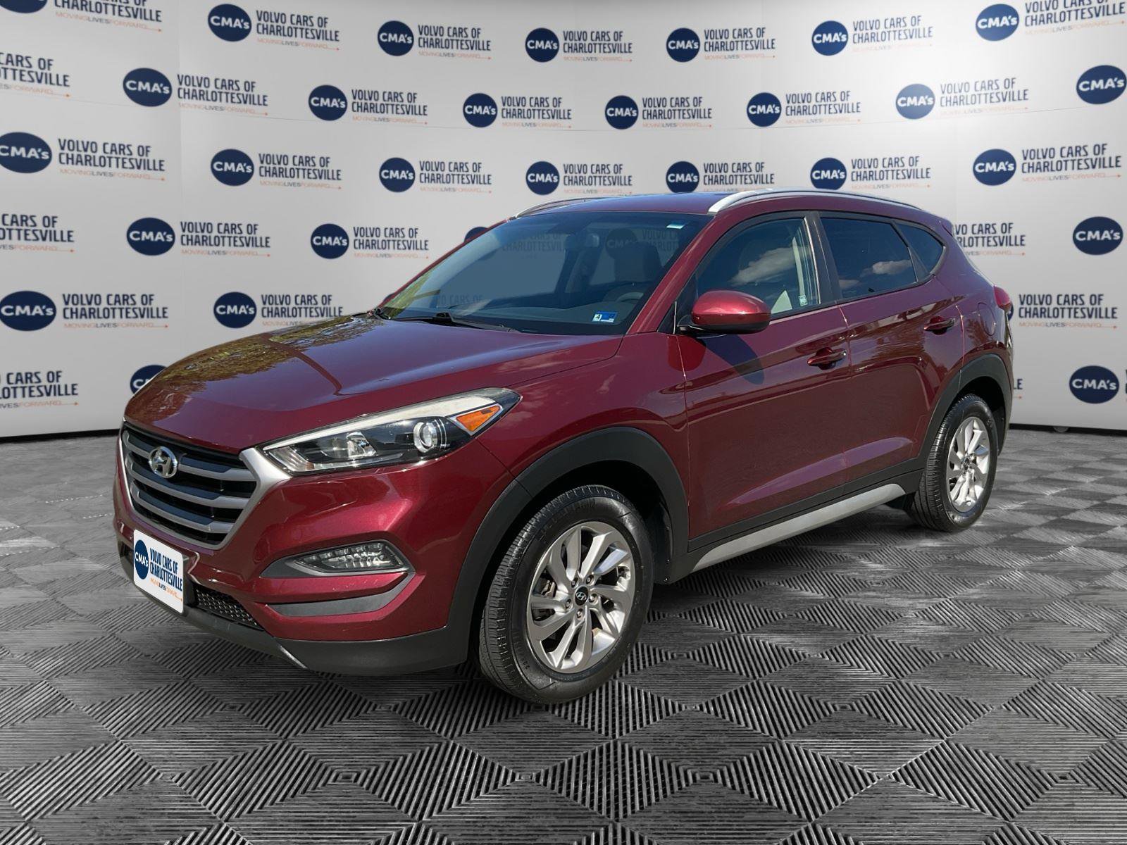 Used 2017 Hyundai Tucson SE AWD/4WD image 1