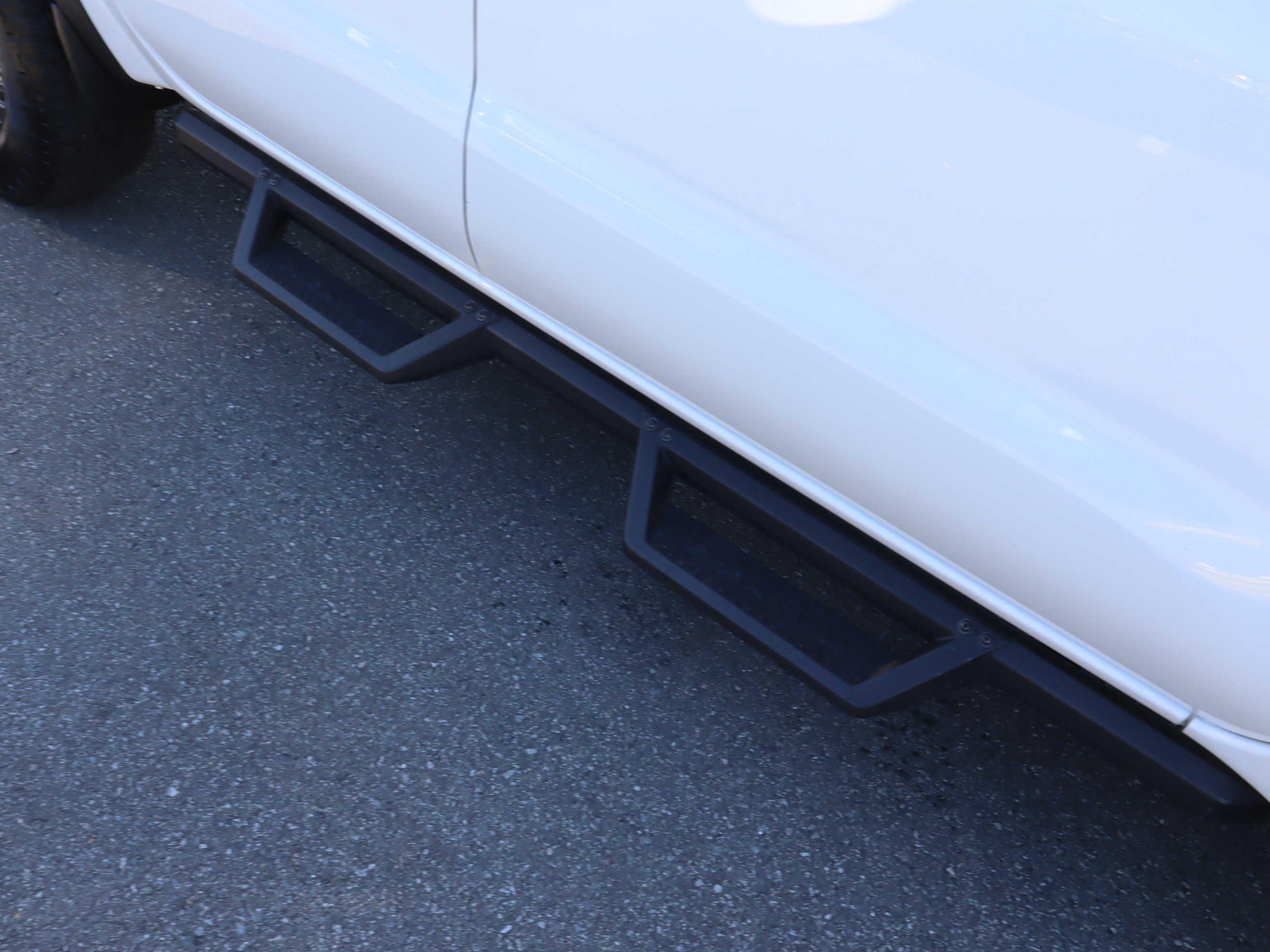 Used 2023 Nissan Frontier PRO-4X w/ Pro-4X Premium Package image 12