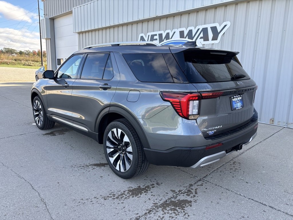 New 2026 Ford Explorer Platinum image 6