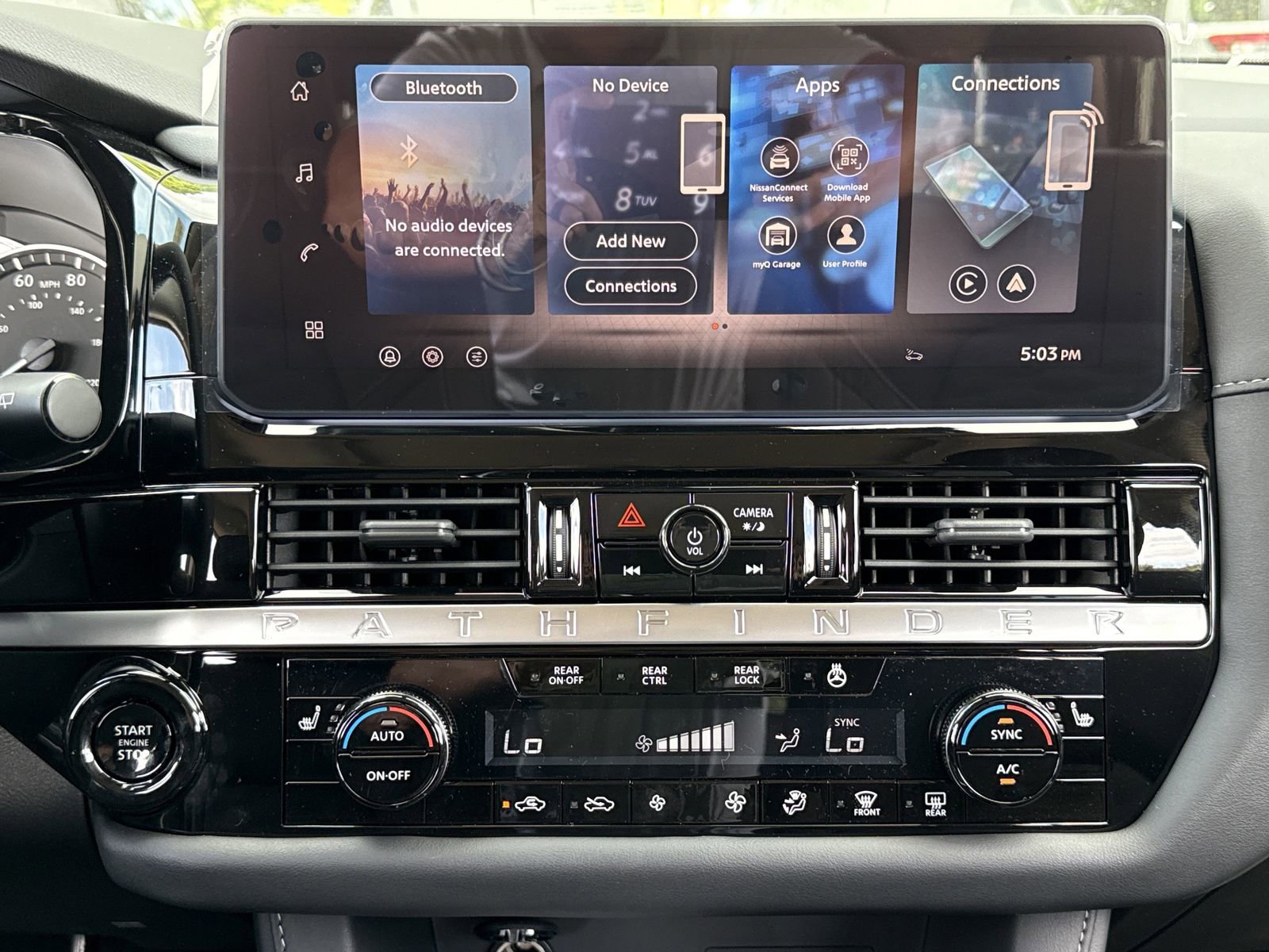 New 2026 Nissan Pathfinder SV w/ SV Premium Package FWD image 4