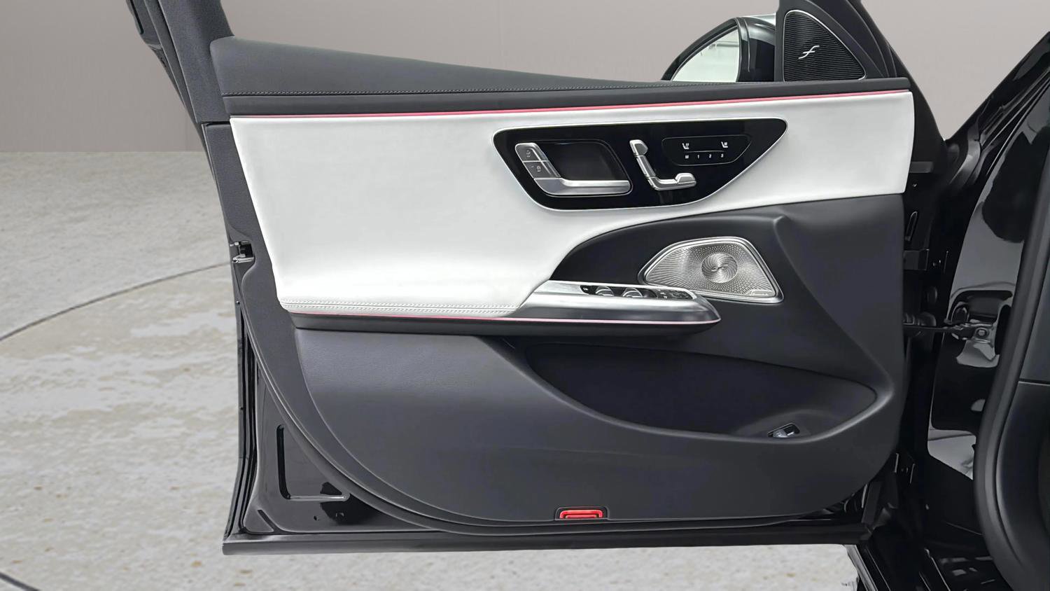 Used 2026 Mercedes-Benz E 53 AMG e 4MATIC Sedan image 36