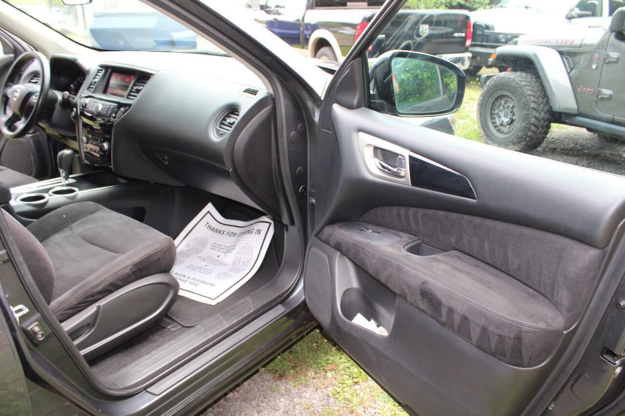 Used 2014 Nissan Pathfinder S image 39