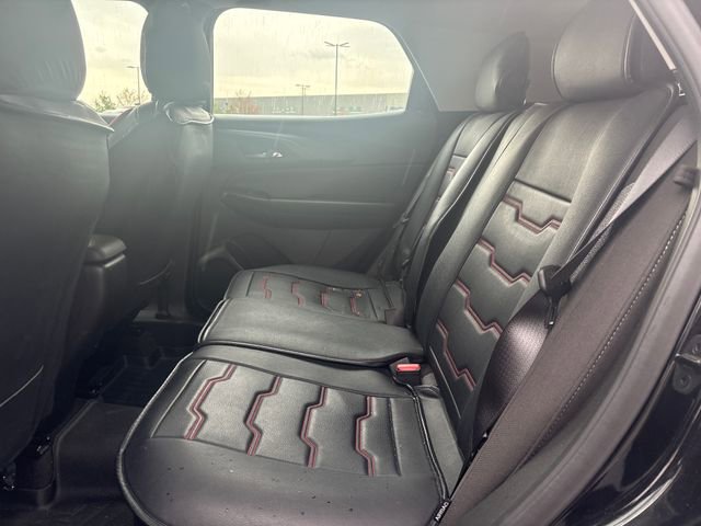 Used 2021 Chevrolet TrailBlazer LS w/ LPO, Blackout Package AWD/4WD image 11