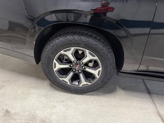 Certified 2025 GMC Yukon XL AT4 Ultimate AWD/4WD image 7