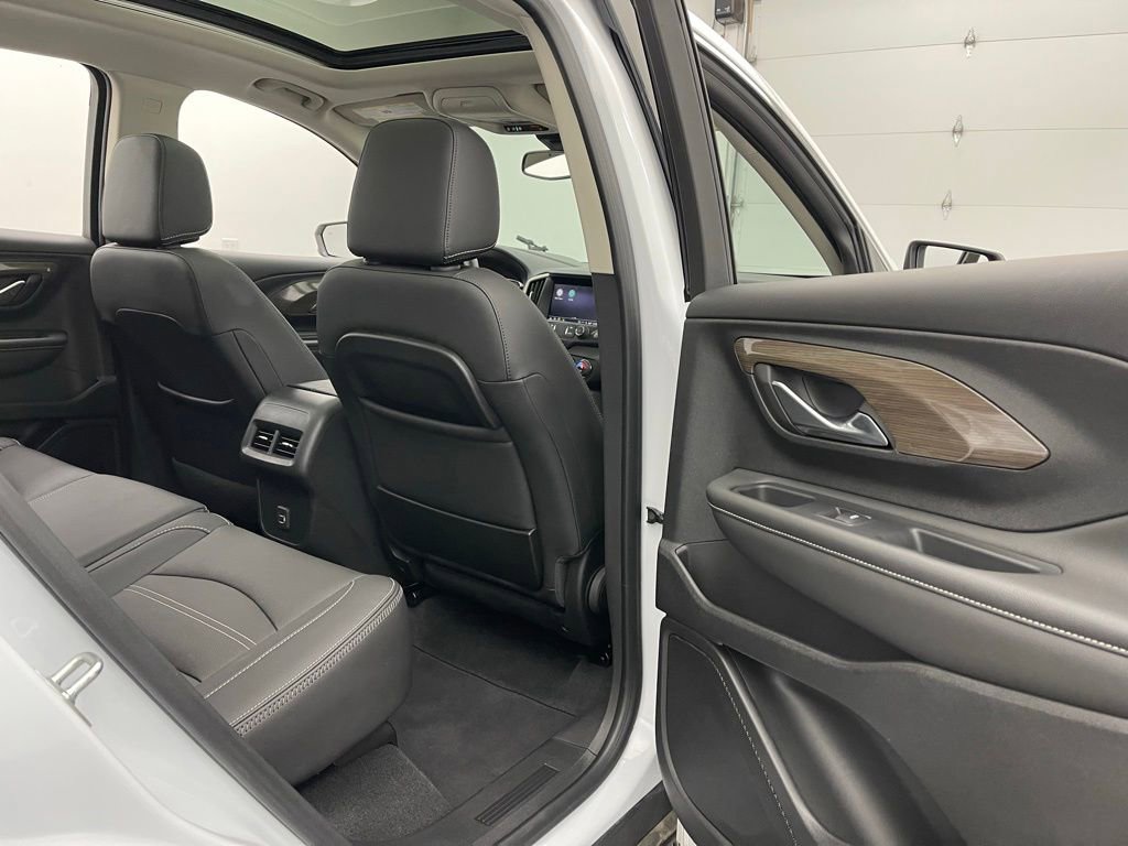 Used 2023 GMC Terrain Denali w/ LPO, Cargo Package AWD/4WD image 34