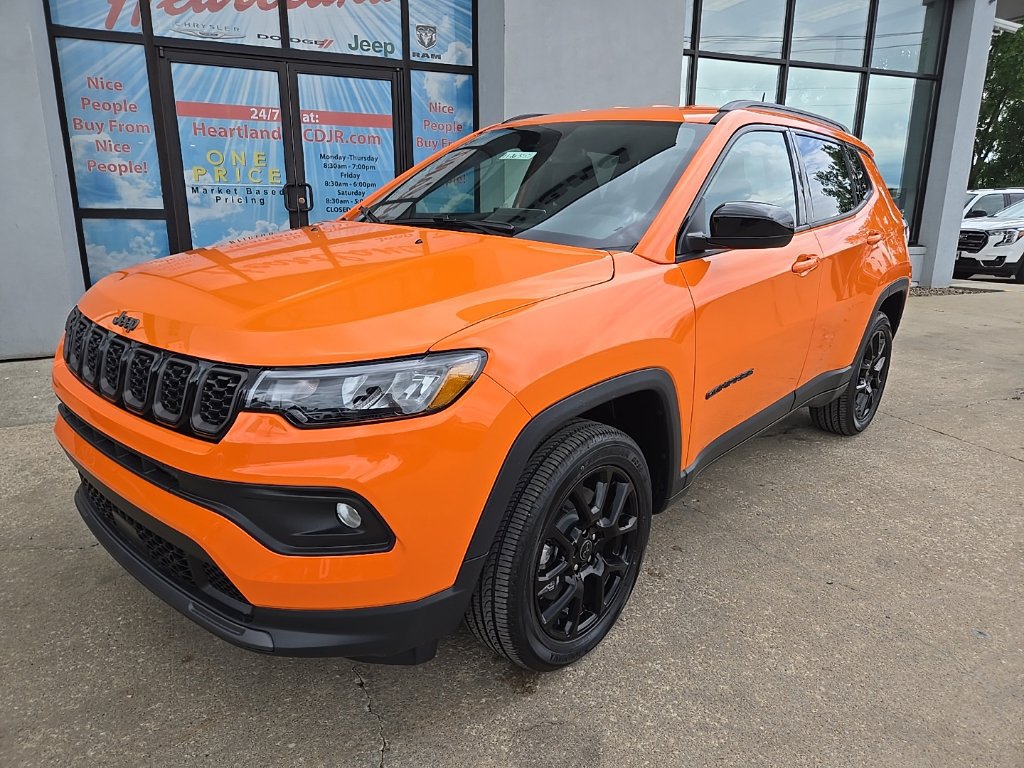 New 2026 Jeep Compass Latitude AWD/4WD image 3