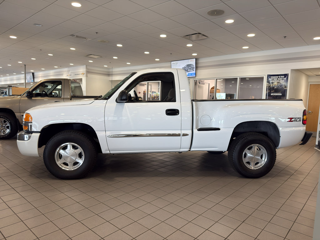 Used 2004 GMC Sierra 1500 SLE w/ Light Duty Power Package AWD/4WD image 5