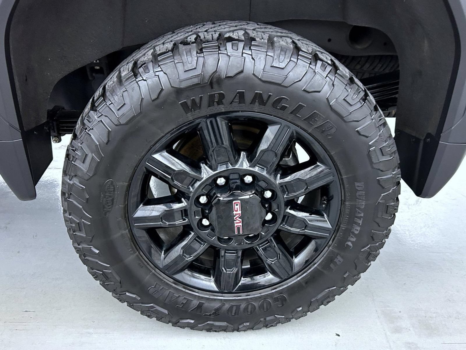 Used 2024 GMC Sierra 2500 AT4 w/ AT4 Premium Plus Package AWD/4WD image 24