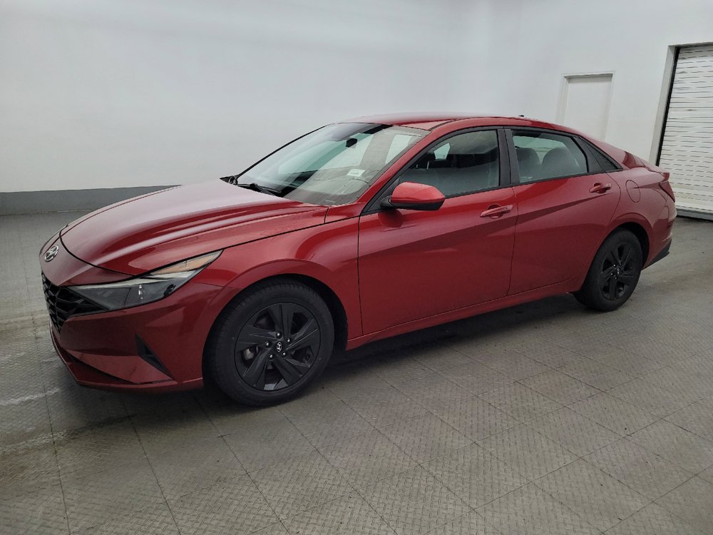 Used 2021 Hyundai Elantra SEL w/ Convenience Package FWD image 2