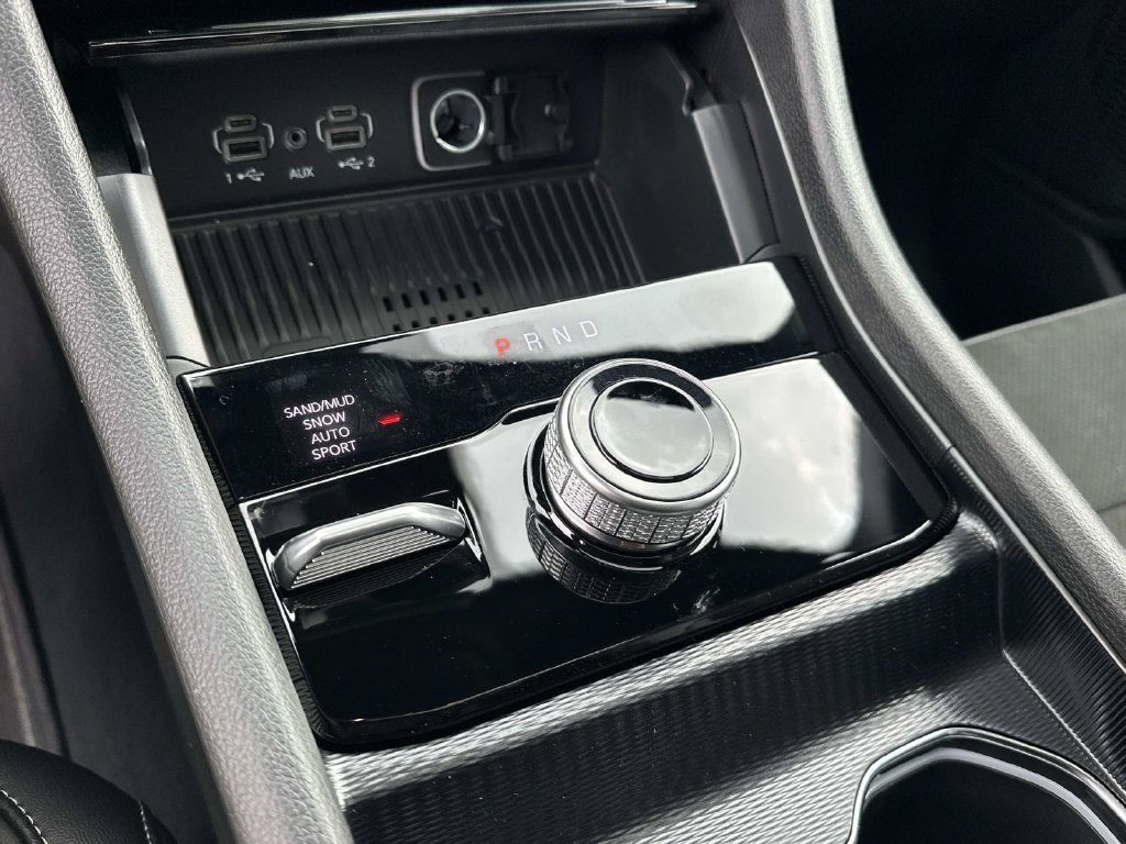 New 2027 Jeep Grand Cherokee Altitude AWD/4WD image 25