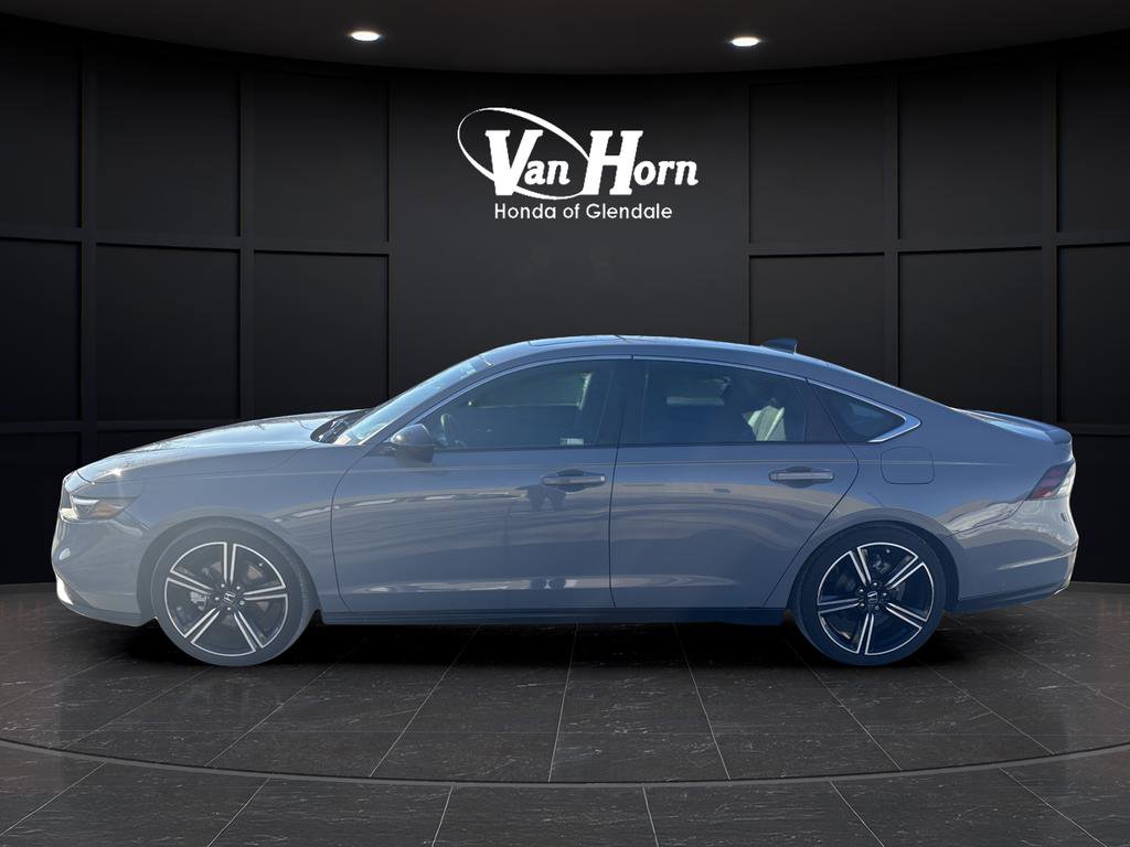 Used 2023 Honda Accord Sport image 11