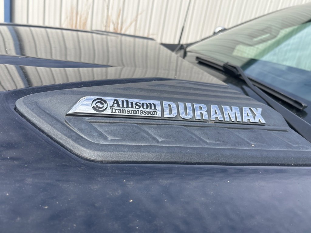 Used 2023 Chevrolet Silverado 3500 High Country image 9