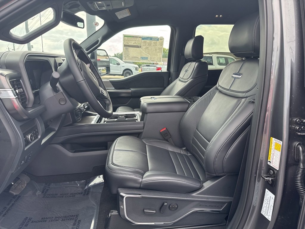 New 2026 Ford F350 Platinum w/ FX4 Off-Road Package image 13