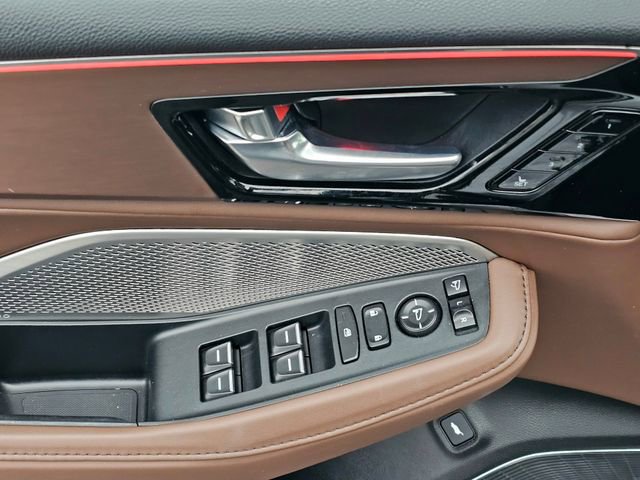 Used 2024 Acura MDX SH-AWD w/ Technology Package image 22