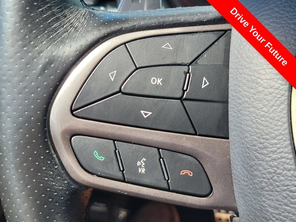 Used 2020 Dodge Challenger R/T Scat Pack RWD image 5