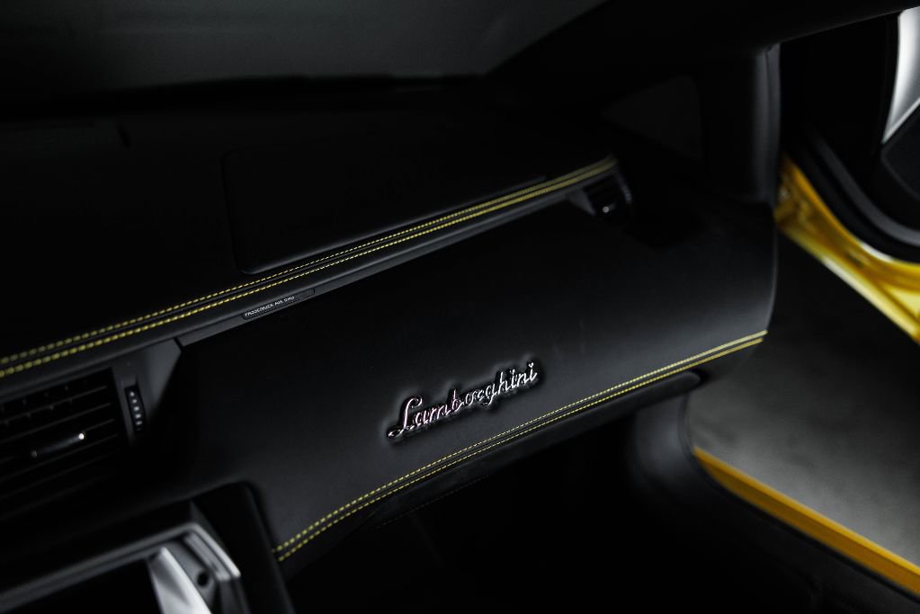 Used 2013 Lamborghini Aventador LP 700-4 image 35