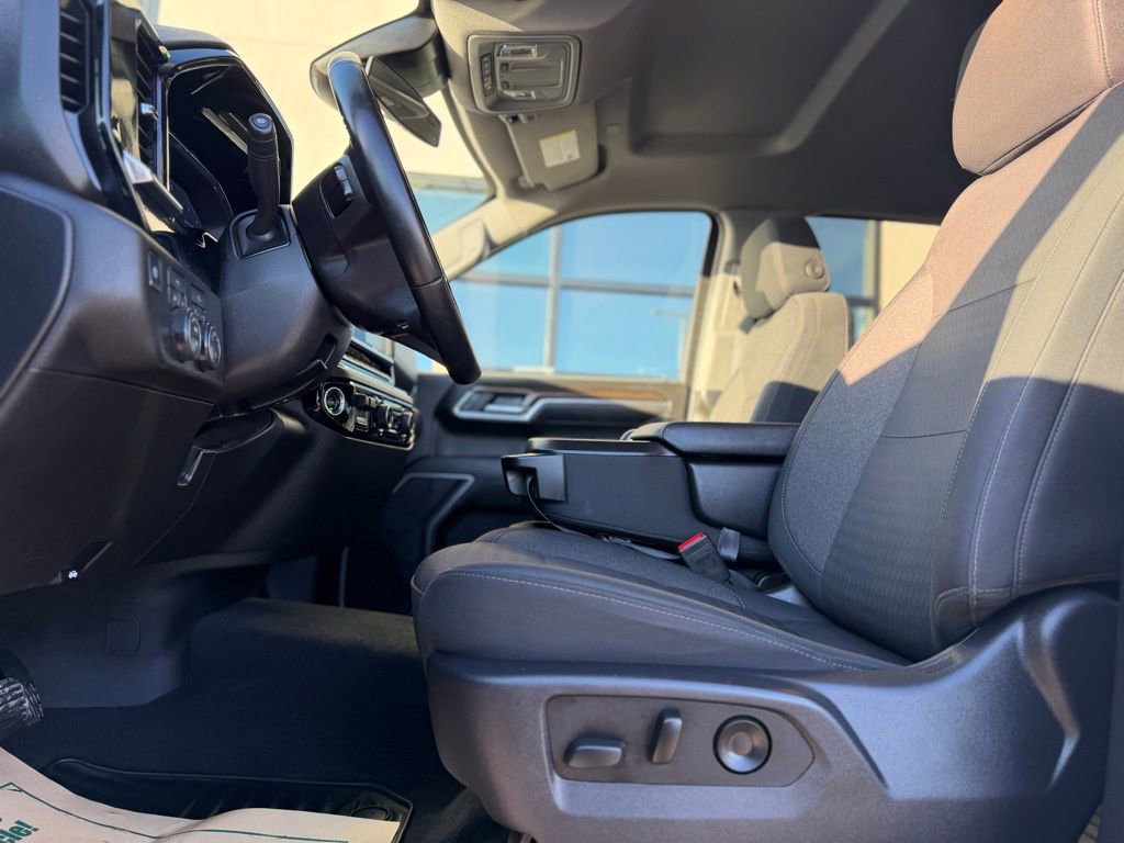 Used 2025 Chevrolet Silverado 1500 LT w/ Work Truck Package image 11