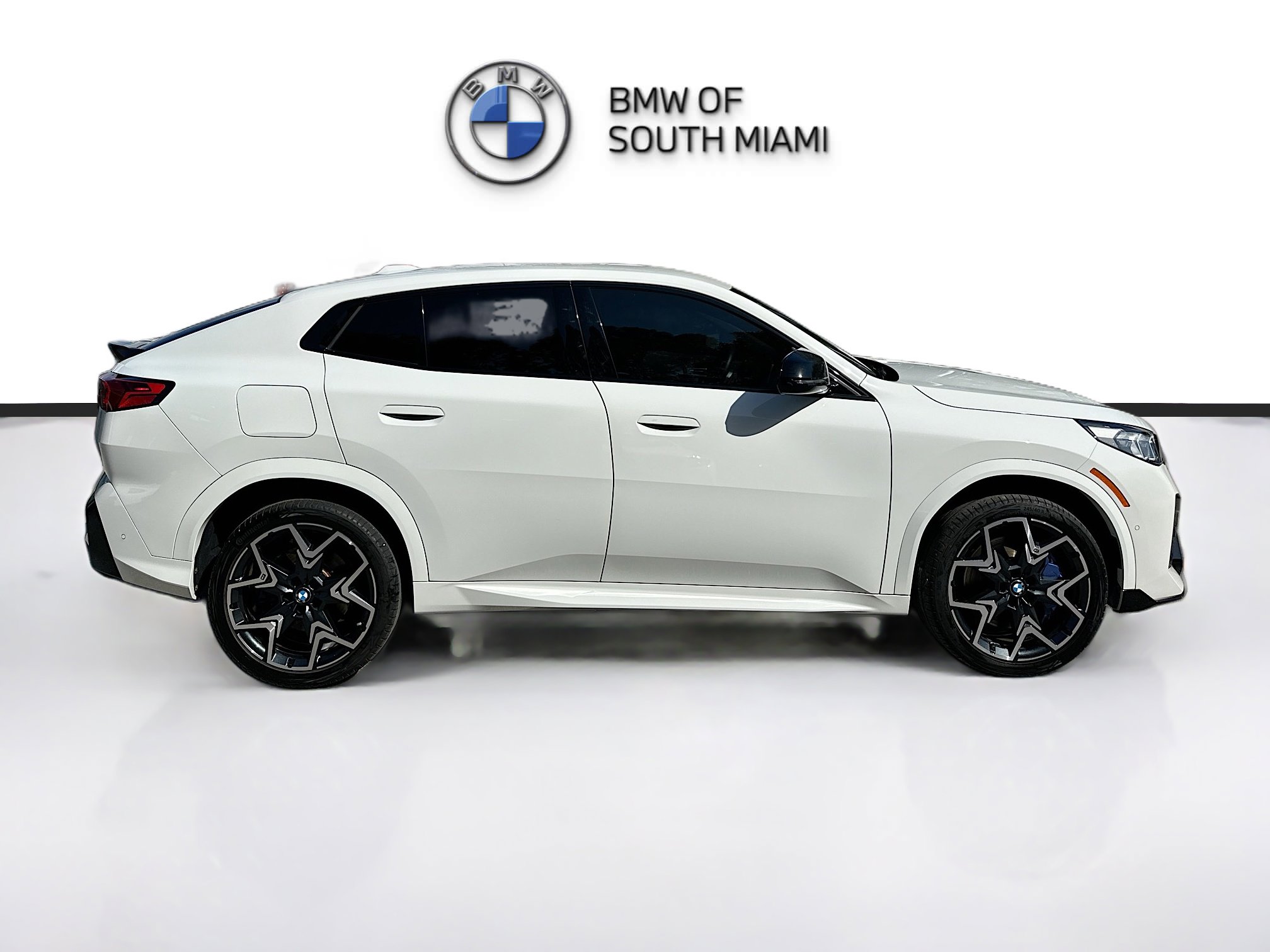 Used 2024 BMW X2 M35i image 8