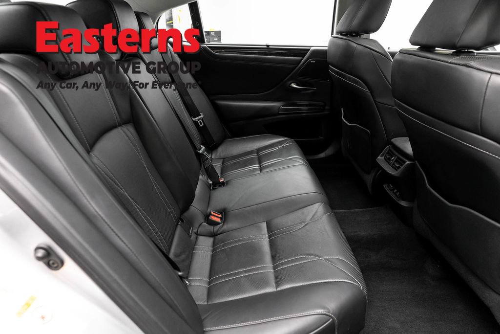 Used 2019 Lexus ES 350 Ultra Luxury w/ Accessory Package FWD image 25