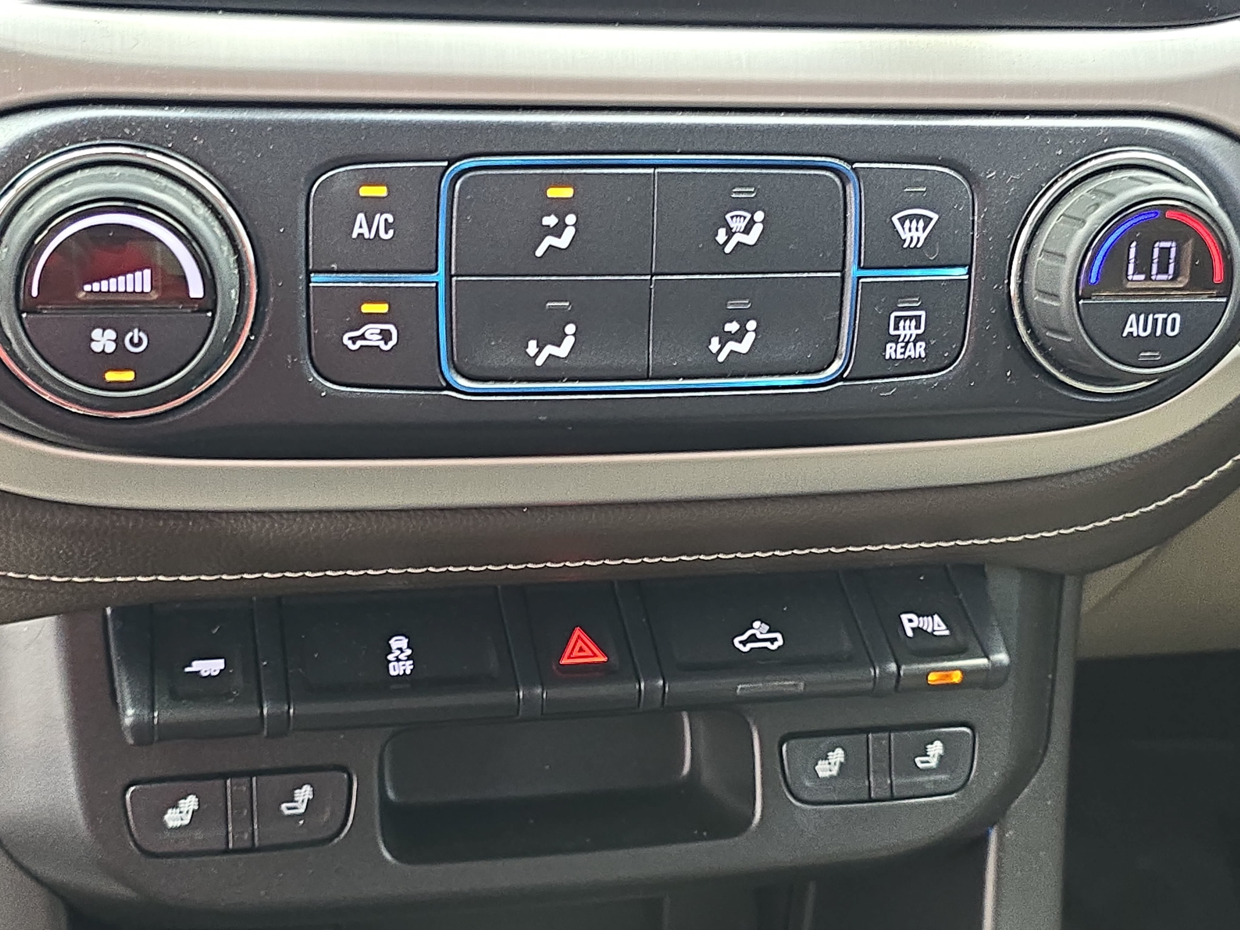 Used 2020 GMC Canyon SLT w/ Trailering Package RWD image 22