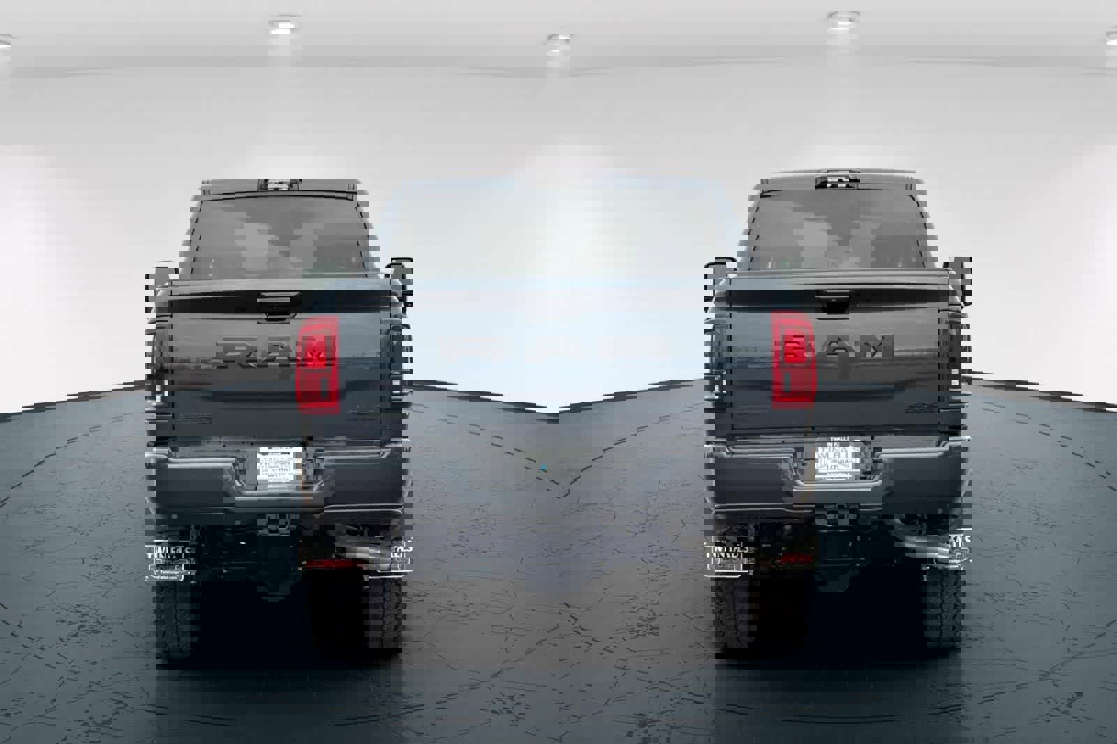 New 2026 RAM 2500 Big Horn AWD/4WD image 7