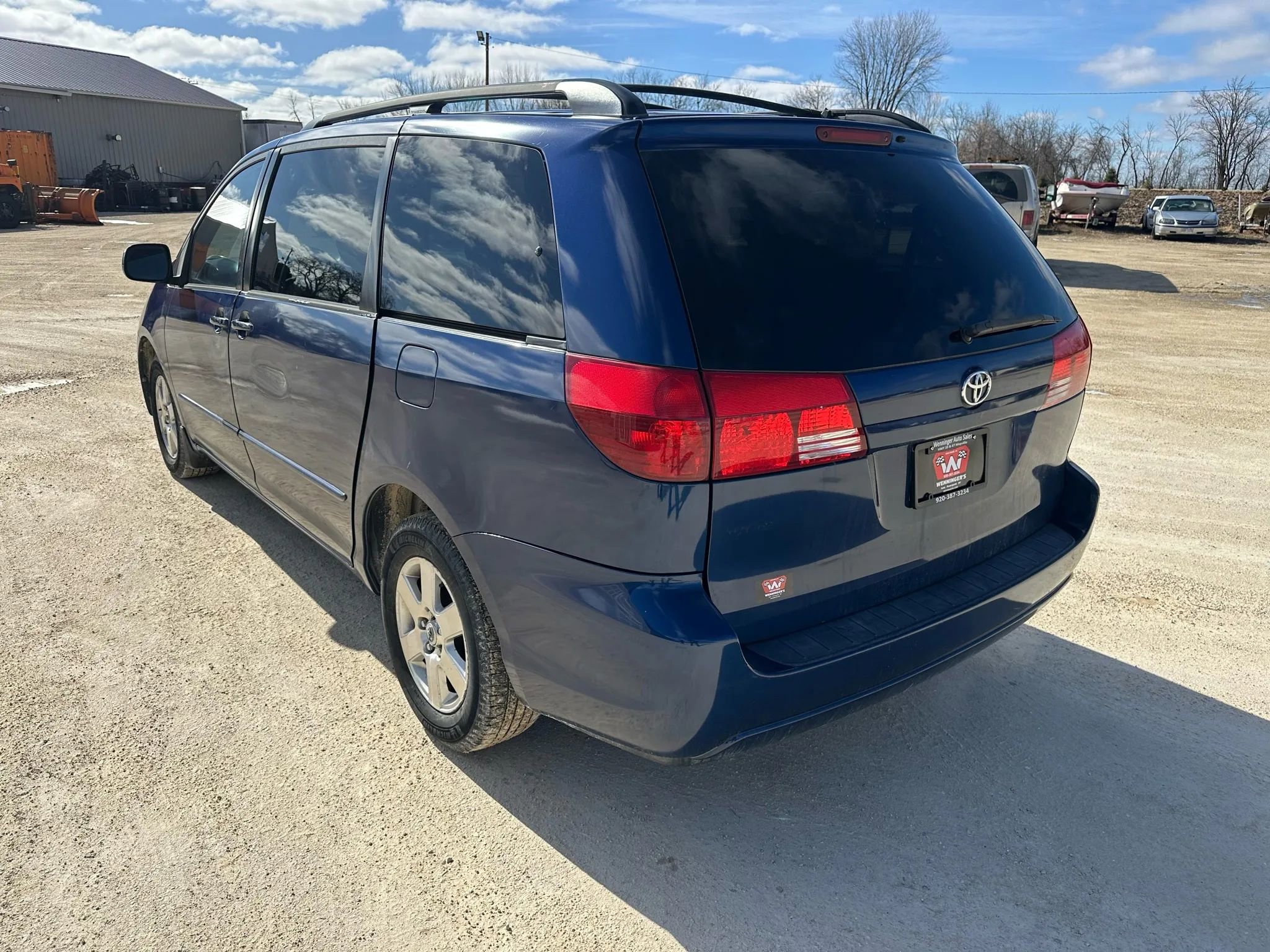 Used 2004 Toyota Sienna CE image 2