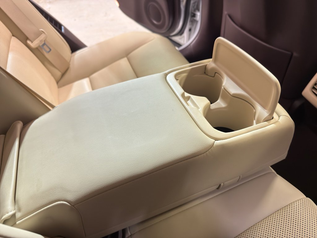 Used 2016 Lexus ES 300h image 27