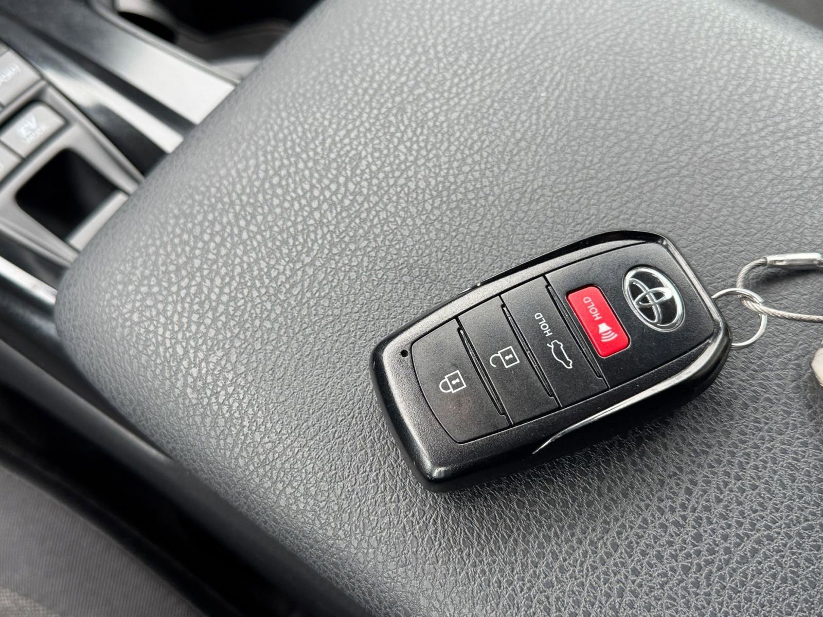 Used 2025 Toyota Camry LE FWD image 12