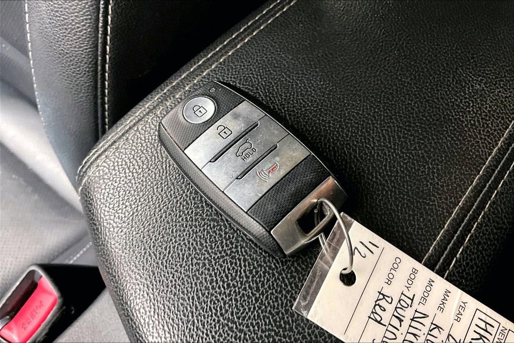 Used 2019 Kia Niro Touring image 13