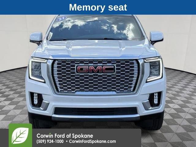 Used 2021 GMC Yukon XL Denali w/ Denali Premium Package AWD/4WD image 7