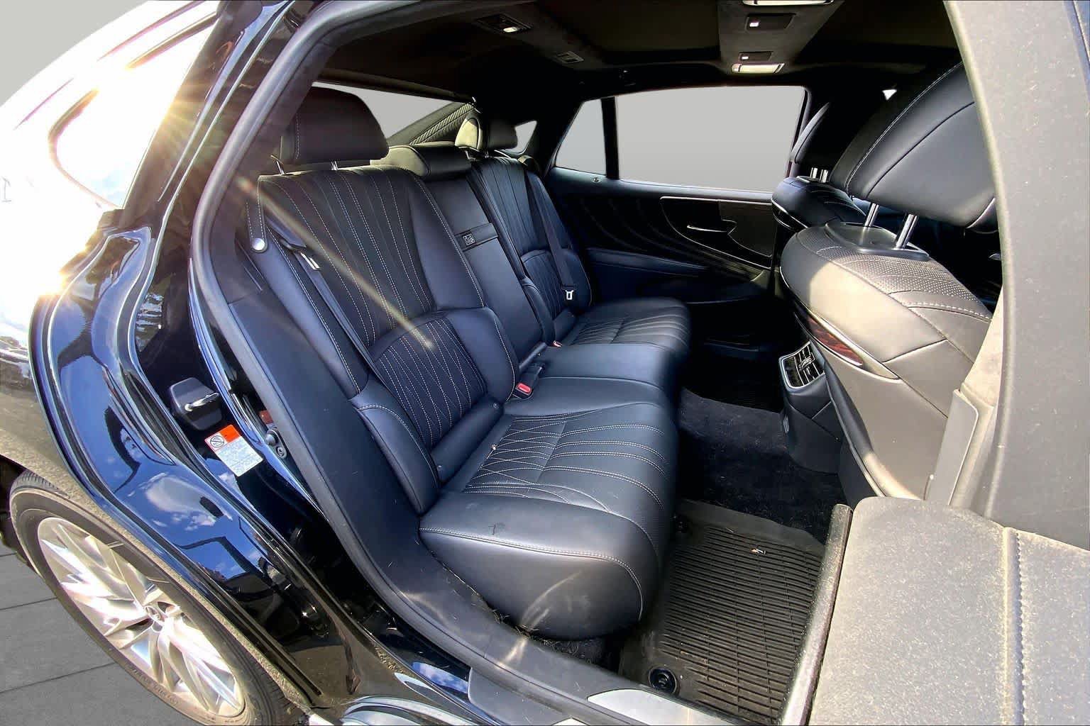 Certified 2022 Lexus LS 500 AWD w/ Interior Upgrade Package image 20