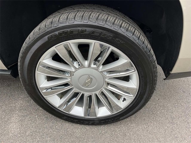 Used 2016 Cadillac Escalade Platinum image 11