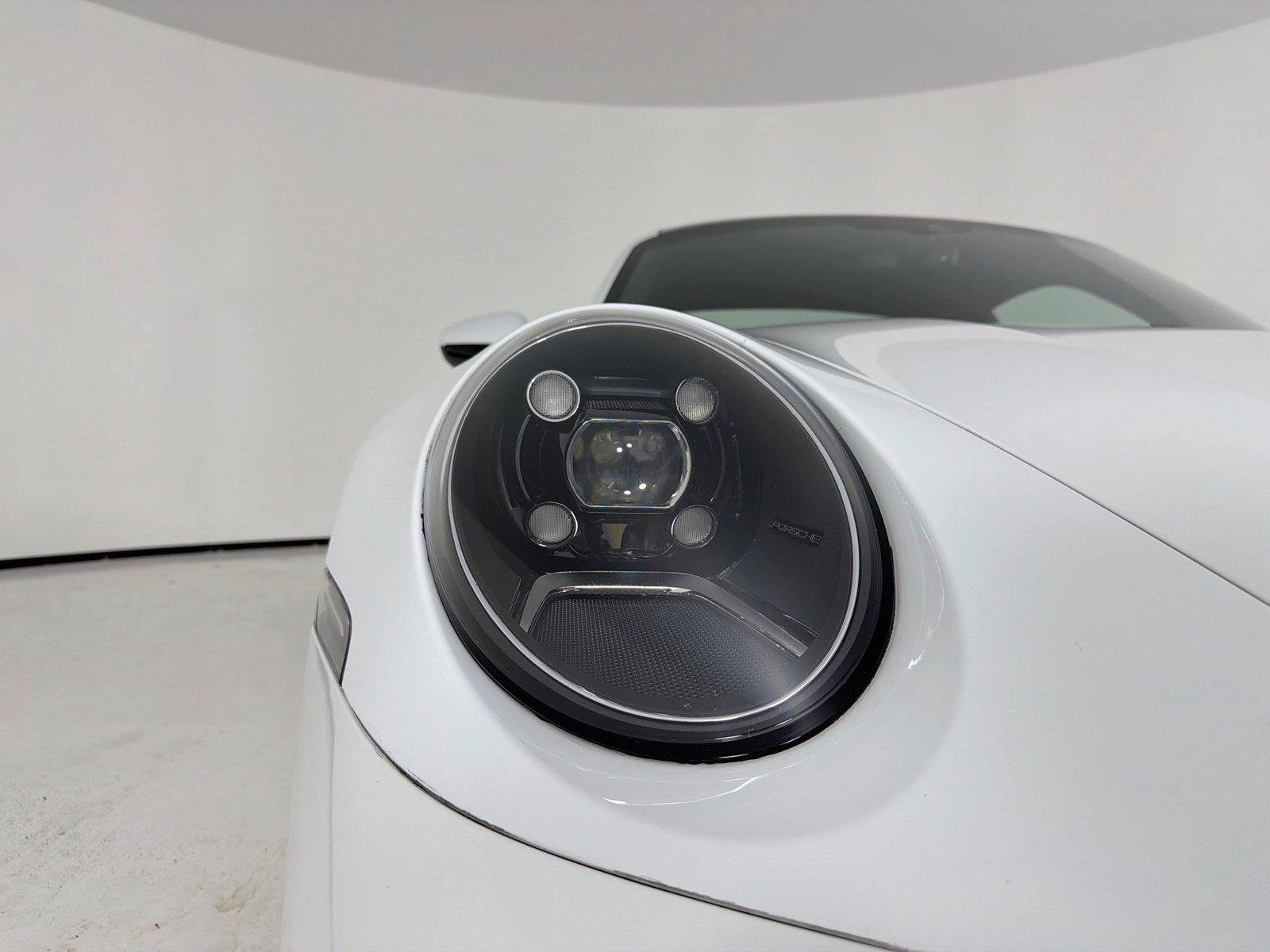 Used 2020 Porsche 911 Carrera 4S AWD/4WD image 29