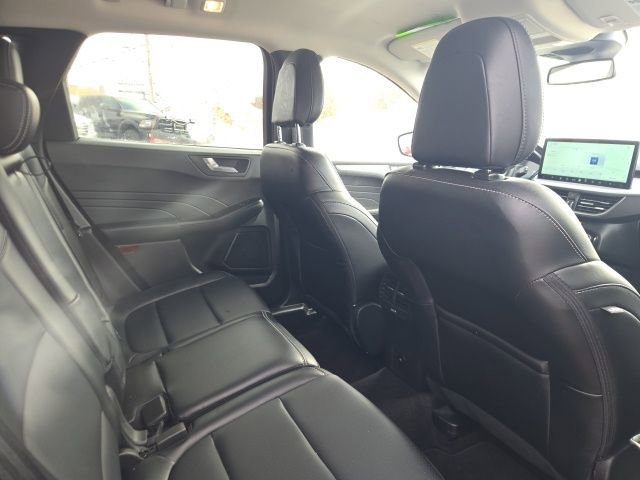 Used 2025 Ford Escape Platinum image 42
