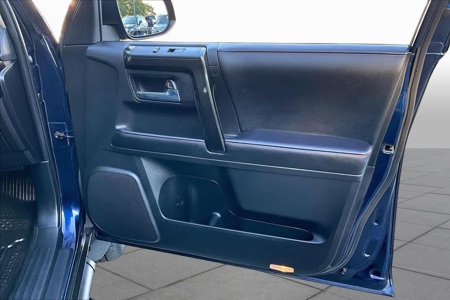 Certified 2023 Toyota 4Runner TRD Off-Road Premium w/ Moonroof Package AWD/4WD image 22