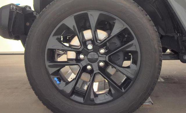 Used 2023 Jeep Wrangler Unlimited Sahara w/ Cold Weather Group AWD/4WD image 4