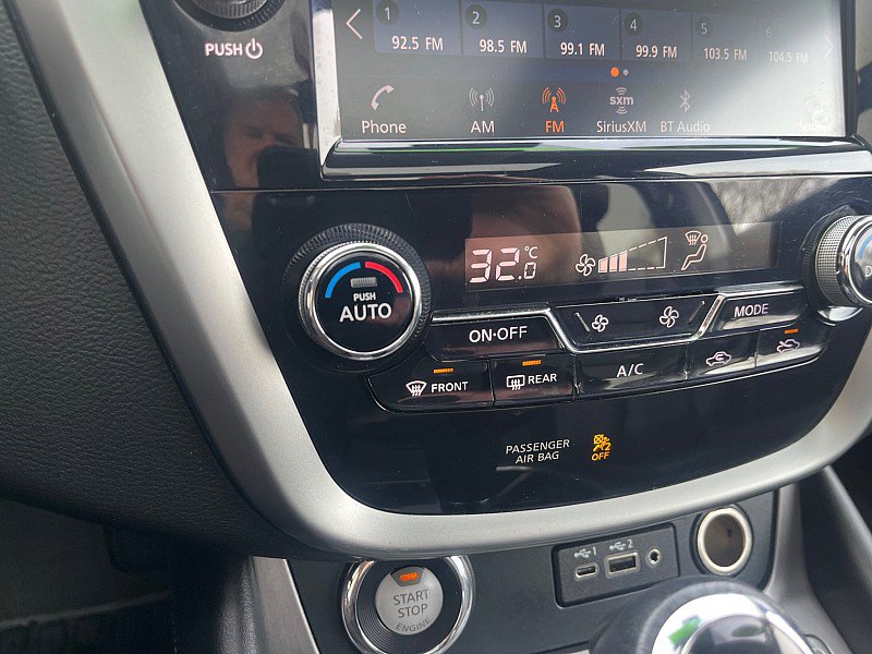 Used 2023 Nissan Murano SV image 34